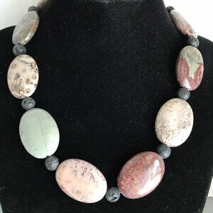 Vintage Handmade Crazy Horse Agate Black Lava 16.5 In Sterling S Clasp Necklace